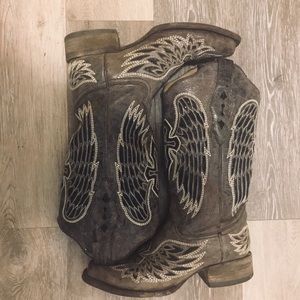 Ladies Cross & Wing Corral Boots (8M)